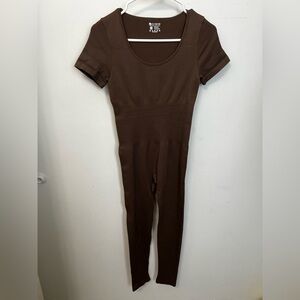 OQQ Ribbed Tummy Control Brown Short Sleeve Jumpsuit